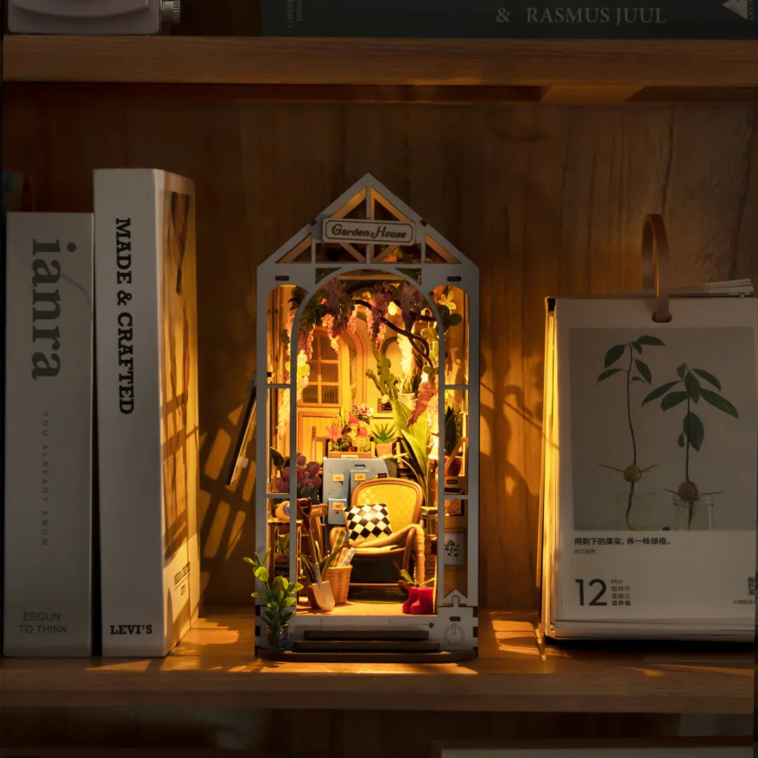 Holiday Garden House