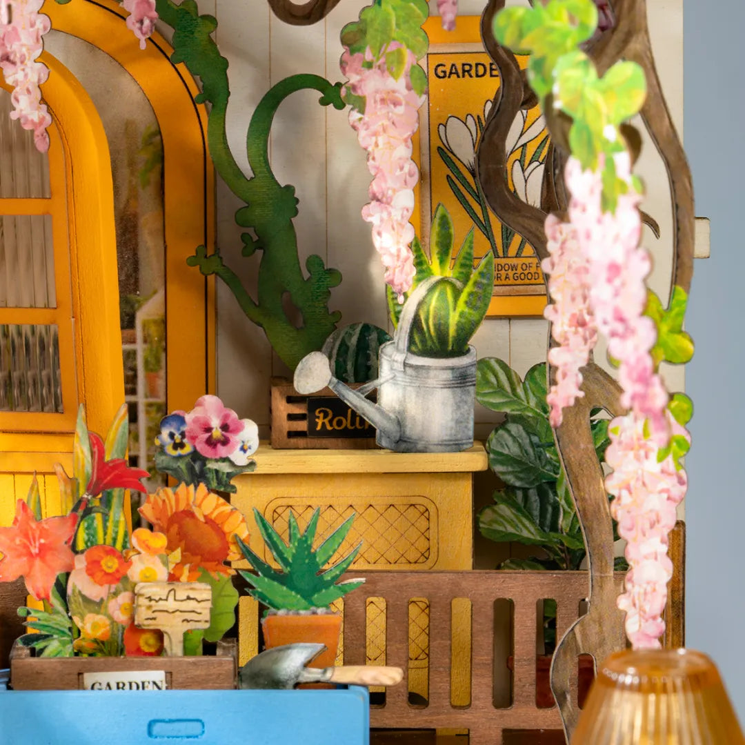 Holiday Garden House