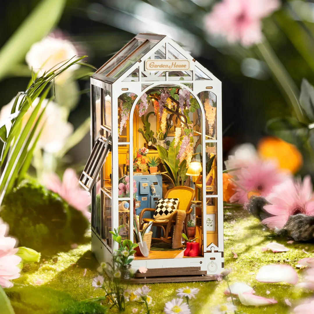 Holiday Garden House