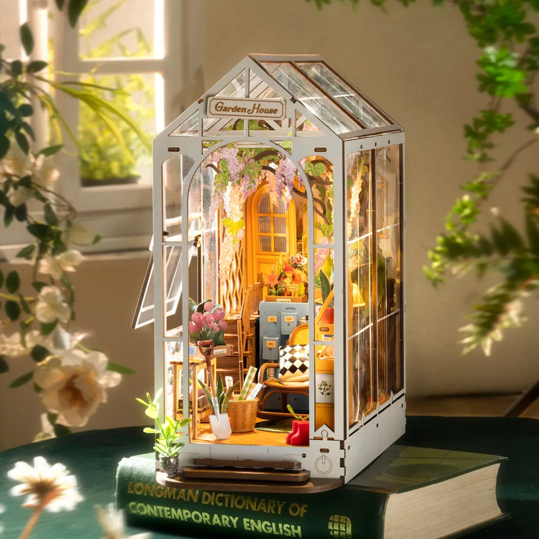 Holiday Garden House