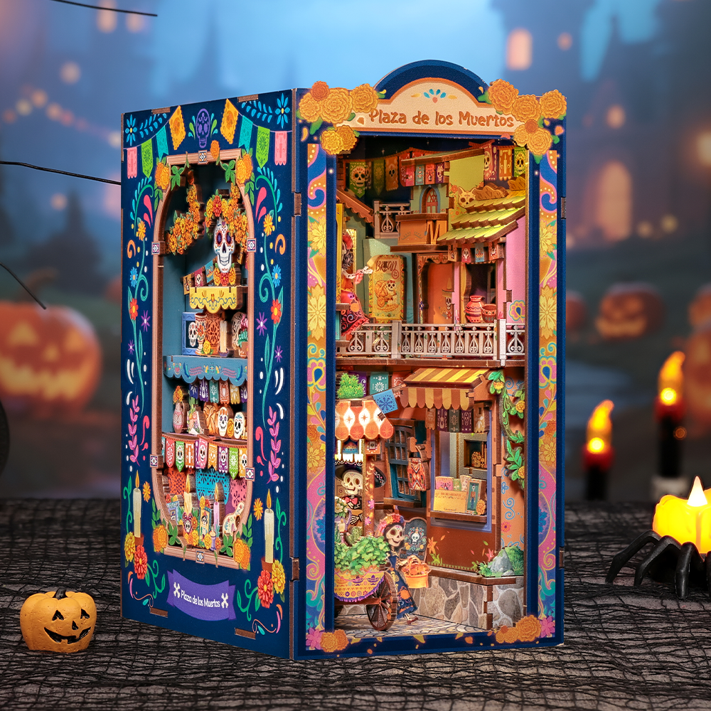 Plaza de los Muertos